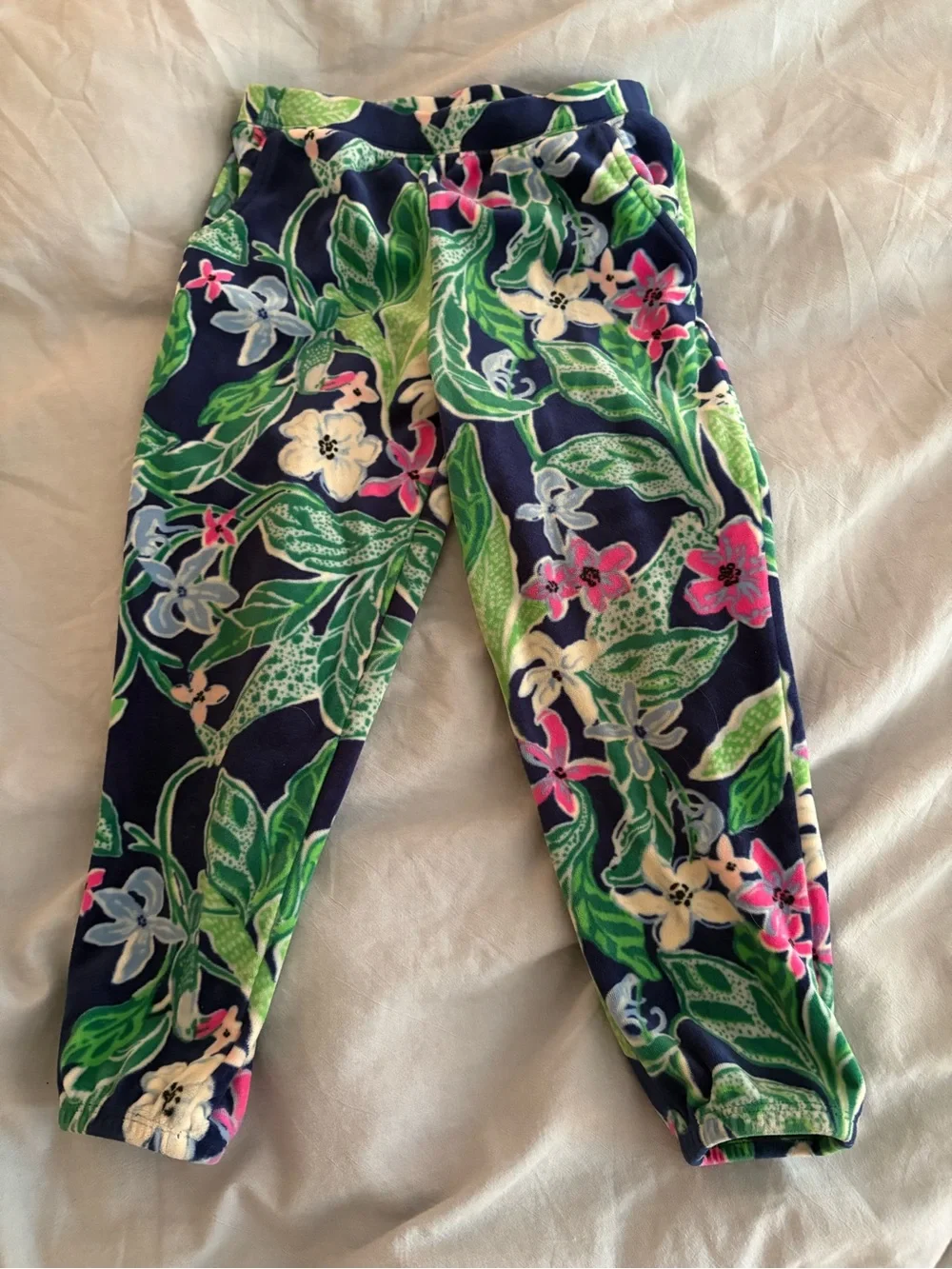 Lily Pulitzer Girls' Navy Floral Matching velour set (sweatshirt and pants)